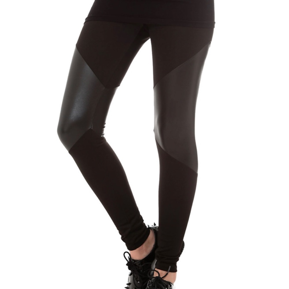 Pinc premium girls black faux leather leggings!